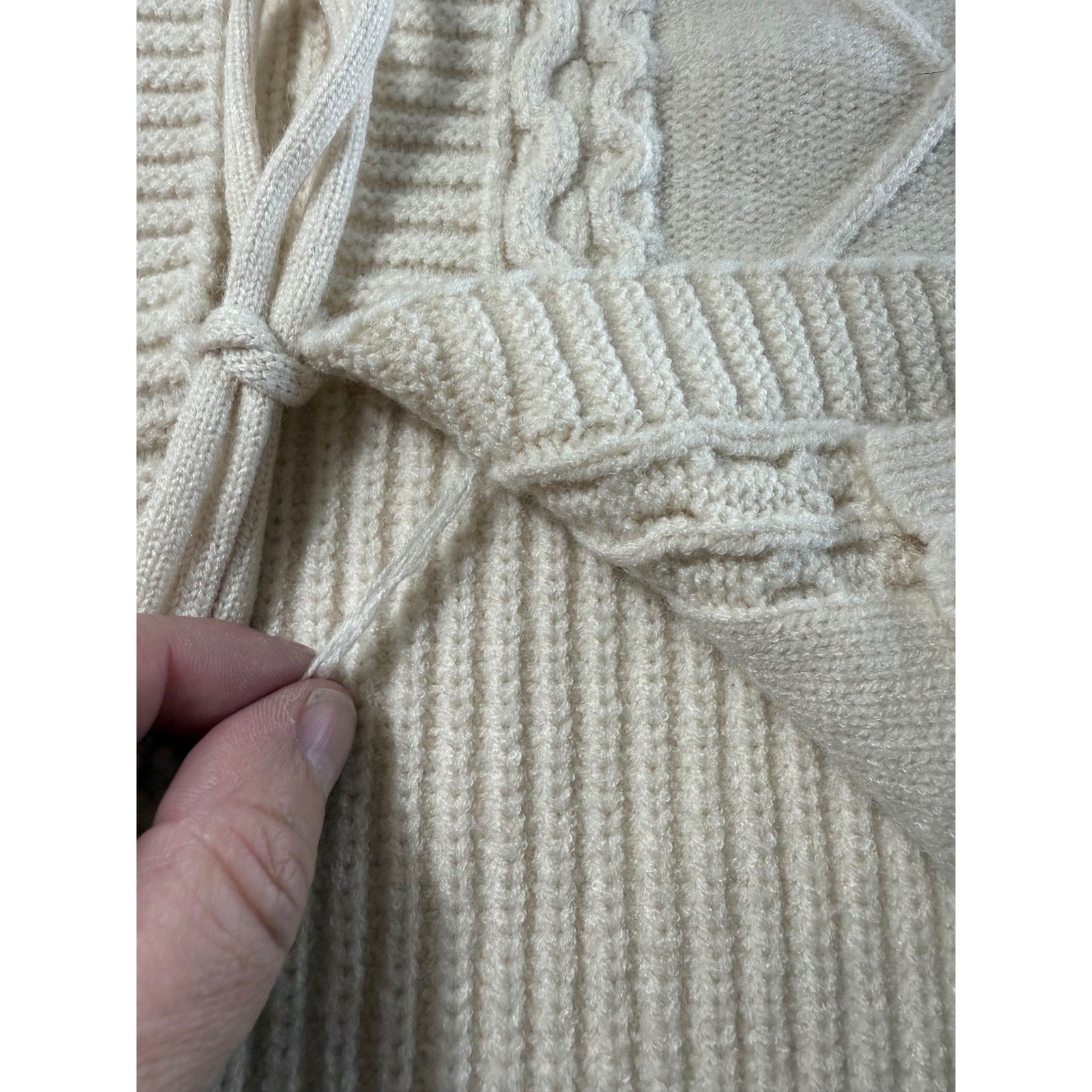 Sincerely Jules Floral Embroidered Cable Knit Tie Front Sweater Vest Cream S Nwt — image 4 of 8